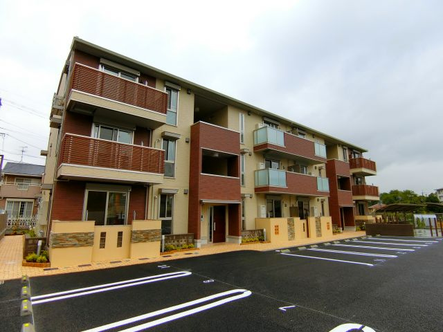 モア・サンハイムの外観