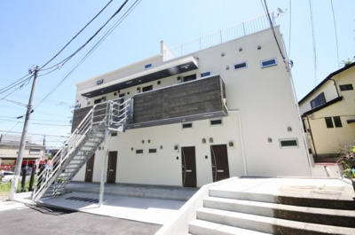 【外観】 | テラス藤 | テラス藤　　　2017年5月完成　瀟洒なアパートメント