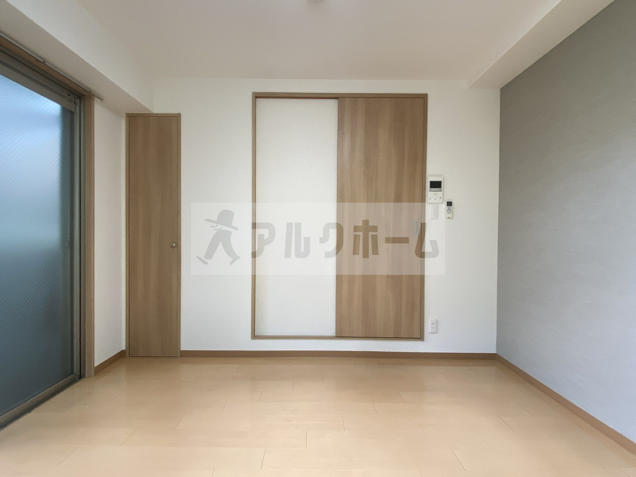 オーシャン青山の居間・リビング|オーシャン青山　洋室