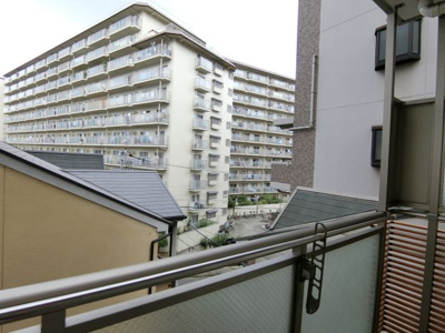 【バルコニー】 | スペチアーレ