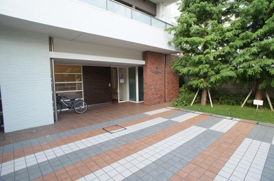 【エントランス】 | ワコーレザ・塚口町ハウス