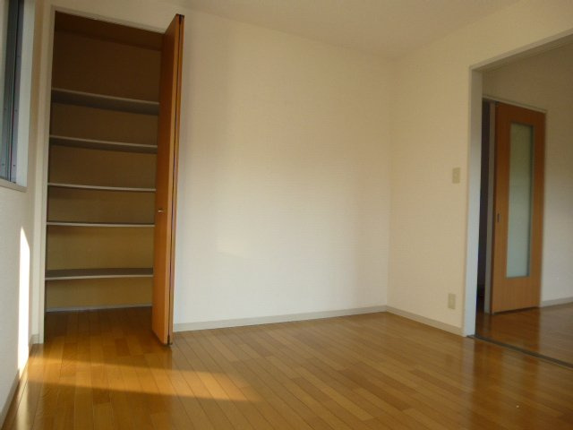 メテオールＡの洋室