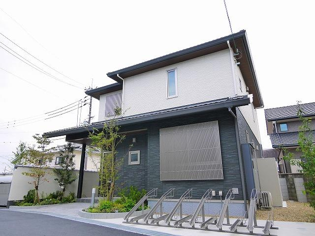 薬師郷Dの外観|落ち着いた雰囲気の外観です