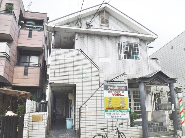 レオパレス笈瀬町の外観