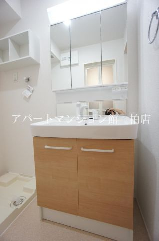 シェーヌⅣの独立洗面台