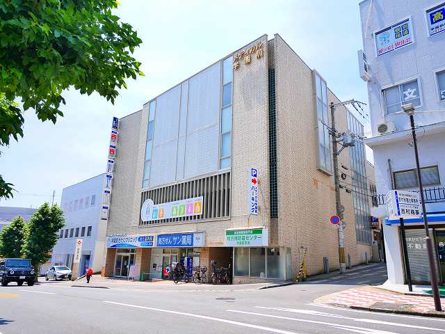 メディカル学園前の外観