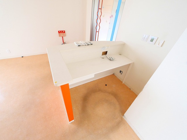 メディカル学園前の内装