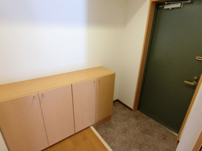 【玄関】 | アースブルージュ