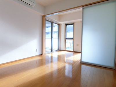 【居間・リビング】 | アースブルージュ