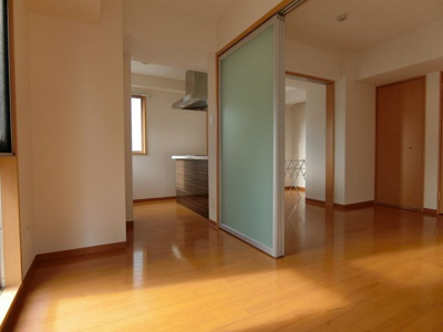 【居間・リビング】 | アースブルージュ