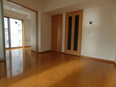 【居間・リビング】 | アースブルージュ