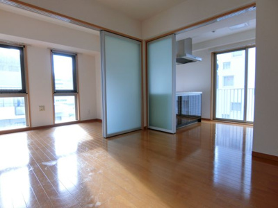 【居間・リビング】 | アースブルージュ