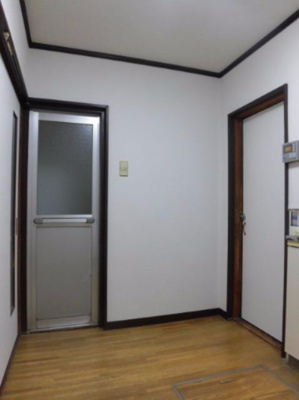 【居間・リビング】 | 堺市東区北野田583-5貸家