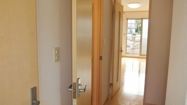ハイツみらいの玄関|玄関から室内