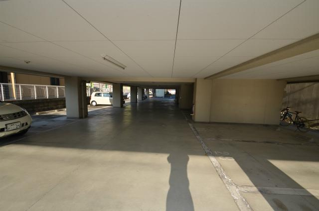 カレントⅡの駐車場