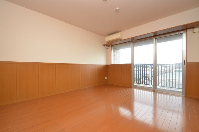 カレントⅡの居間・リビング