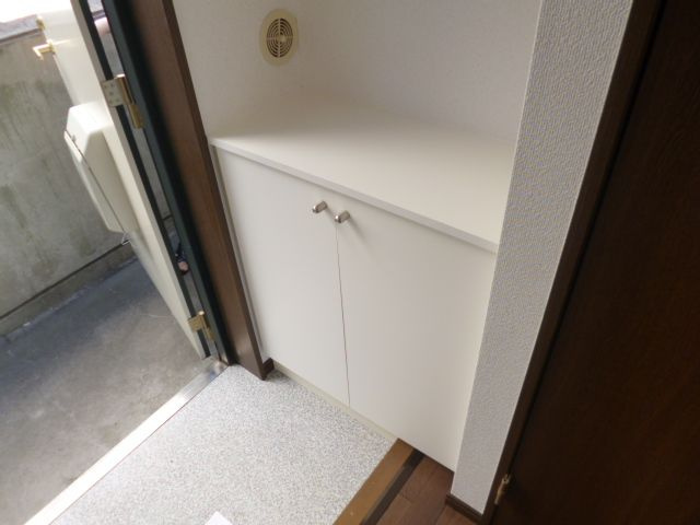 アンシャンテＴＫＹの玄関|下駄箱