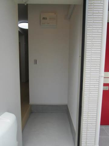 アペックス・南小岩の玄関