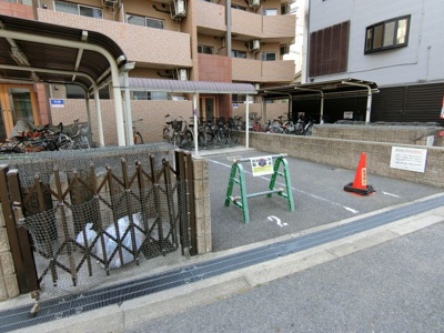 【駐車場】 | シャルマンフジ天神橋サウス