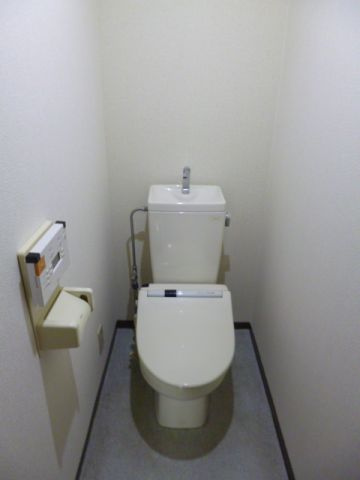 カーサペリオーレのトイレ|反転タイプ