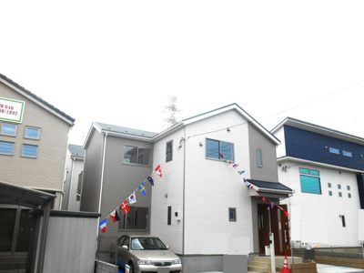 【外観】 | 岩槻区　城南　全2棟　1号棟　34坪 | 2080から1880万円　今でしょ。すぐでしょ　お電話ください。ローンでも現金でも。資金計画承ります。