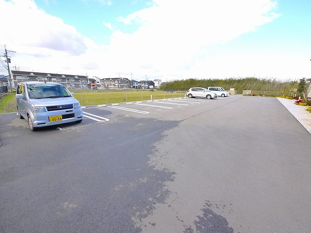 Ｖｉｖａｃｅの駐車場|駐車場に車を止められます