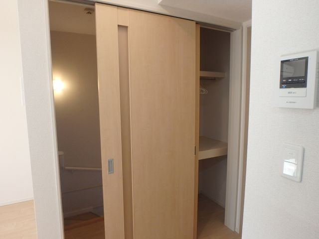 グレイス茶屋町駅前 Aの収納