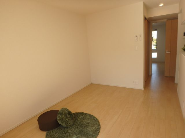 グレイス茶屋町駅前 Aの居間・リビング