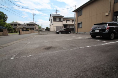 【駐車場】 | ラフォーレミツルE棟