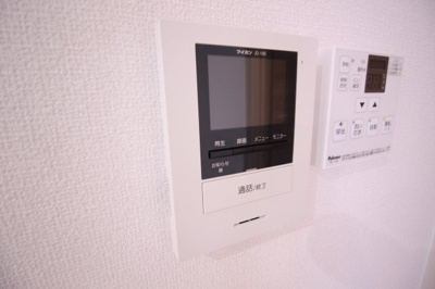 【設備】 | メゾンエス | ★TVモニター付きインターホン★