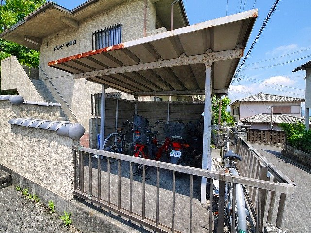 ヴェルデ学園前のその他共用部分|駐輪場完備
