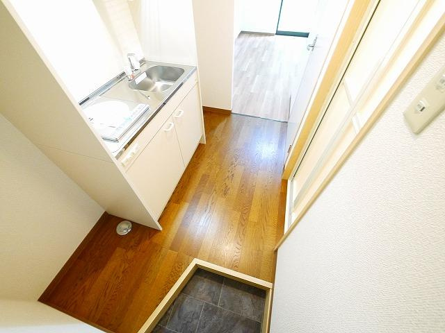 コーポ　エムワンの玄関