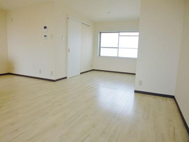 吉田マンションの洋室