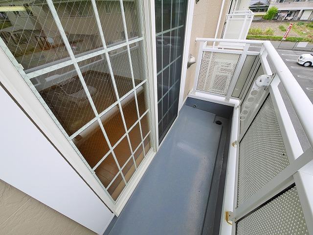 カモミール・西大寺Ｂのバルコニー|バルコニー付きです