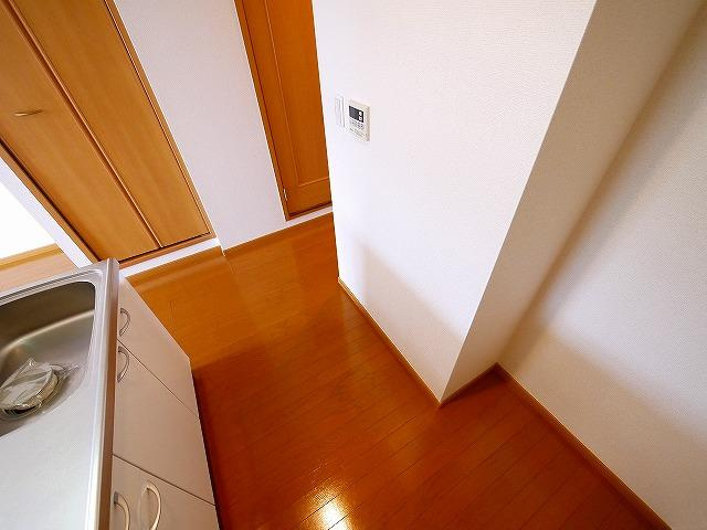 カモミール・西大寺Ｂのその他|清潔感があるキッチン内部