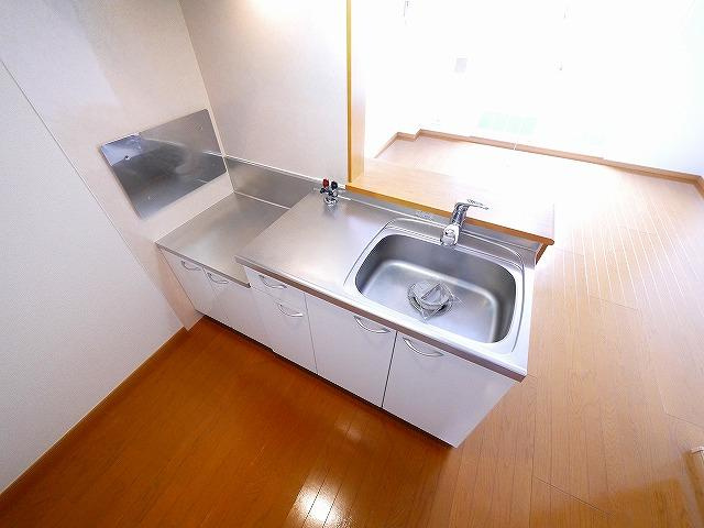 カモミール・西大寺Ｂのキッチン|キッチンでお料理をお楽しみください