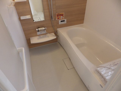 【浴室】 | フェリチターレ | ※同建物別室参考写真