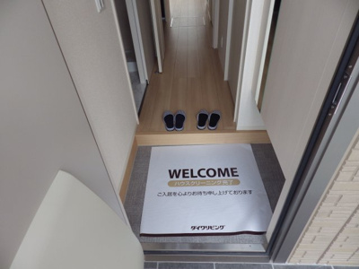 【玄関】 | フェリチターレ | ※同建物別室参考写真