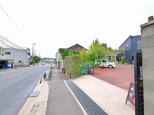 ALEGREの森のエントランス