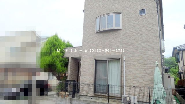 箕面市粟生新家１丁目　中古戸建　の外観