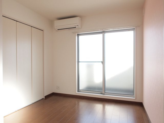 F maison 住之江の洋室