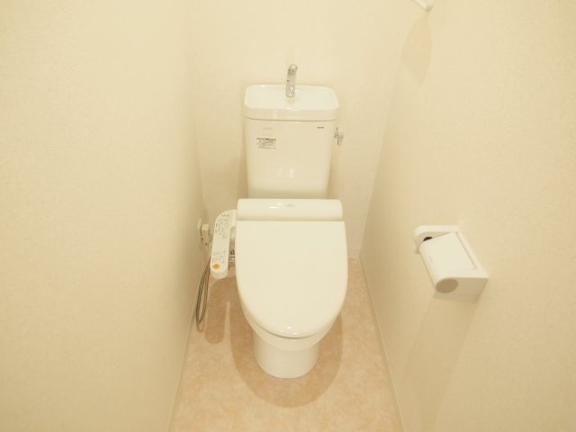 F maison 住之江のトイレ