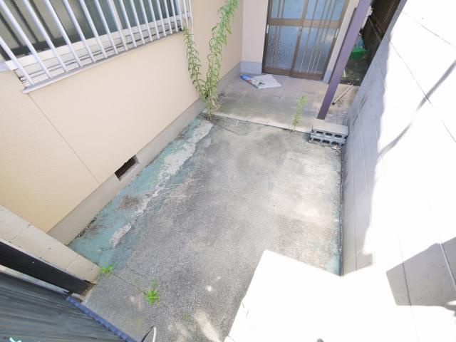 学園大和町3丁目貸家のエントランス|エントランスです