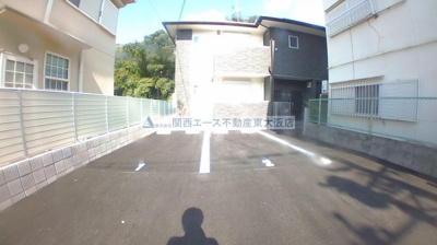 【駐車場】 | デュラ・カーサラパン