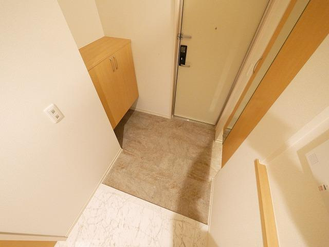 ファイブスターの玄関|収納もある玄関です