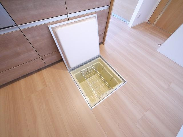 ファイブスターの収納|床下収納