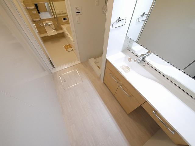 ファイブスターの洗面所|忙しい朝には欠かせない洗面所です