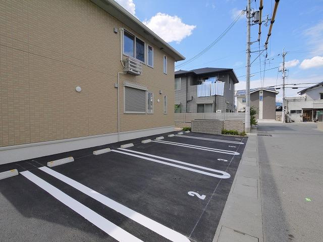 ファイブスターの駐車場|駐車場があります