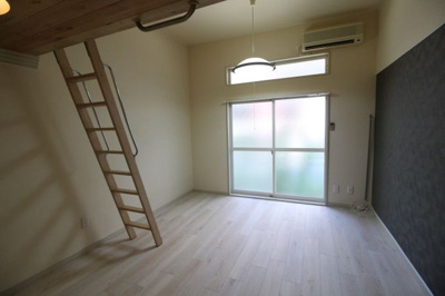 【居間・リビング】 | ラ・メール板宿