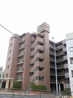 【外観】 | 京浜急行本線「子安」駅徒歩4分の好立地！JR横浜線「大口」駅徒歩9分！JR京浜東北線「新子安」駅徒歩13分の3線3駅利用可能！